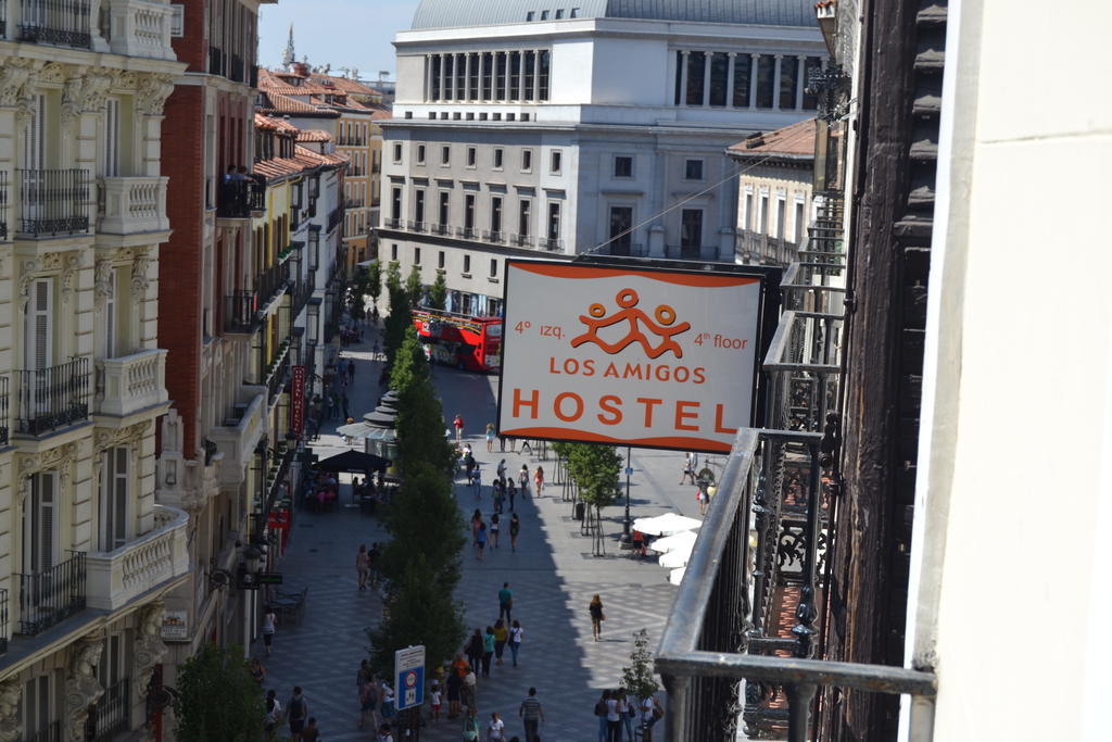 Los Amigos Hostel Madrid Exterior photo